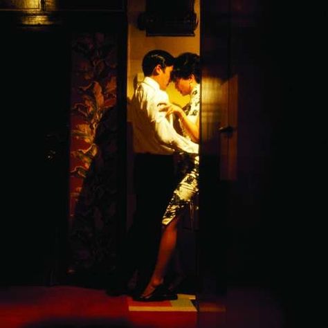 Hong Kong Cinema, In The Mood For Love, Mood For Love, Movie Shots, Love Film, Cinema Posters, Anais Nin, Film Inspiration, Neo Noir