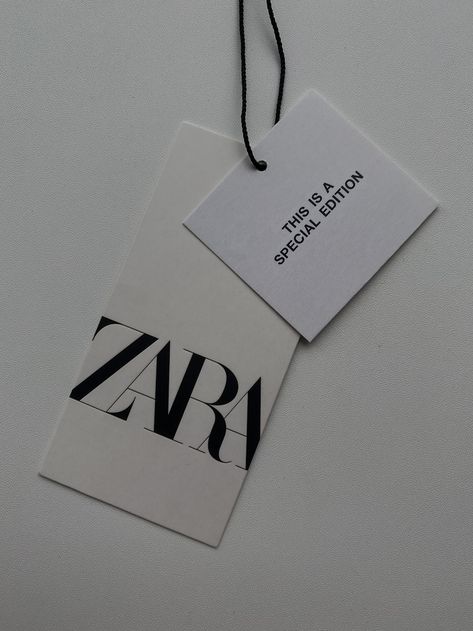 Zara Tag Label, Zara Clothes Aesthetic, Fashion Branding Design Packaging, Zara Branding, Zara Logo Aesthetic, Zara Logo Design, Zara Wallpapers, Zara Packaging, Jewelry Logo Inspiration