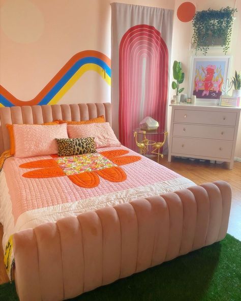 Joybird on Instagram: “Loving the 70s vibes of @prozacefron space 🌼 Don't miss out on the Sleep in Sale, ending tonight. Save on all your favorites like the…” 70s Inspired Room Bedrooms, 70s Inspired Bedroom, 70s Vibes, Funky Decor, Pastel Room, Room Deco, In My Room, Spare Room, Room Inspiration Bedroom