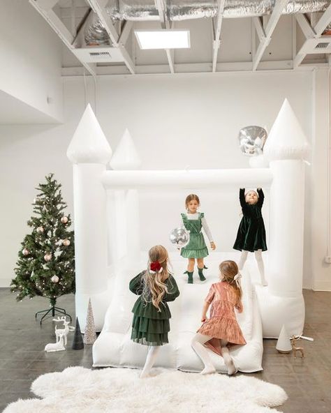 Mini Bounce House, Christmas Bounce House, White Bounce House Photoshoot, Bounce House Christmas Photos, White Bounce House, Mini Bounce House Balloons, All White Bounce House, White Bounce House Birthday, New Year's Games