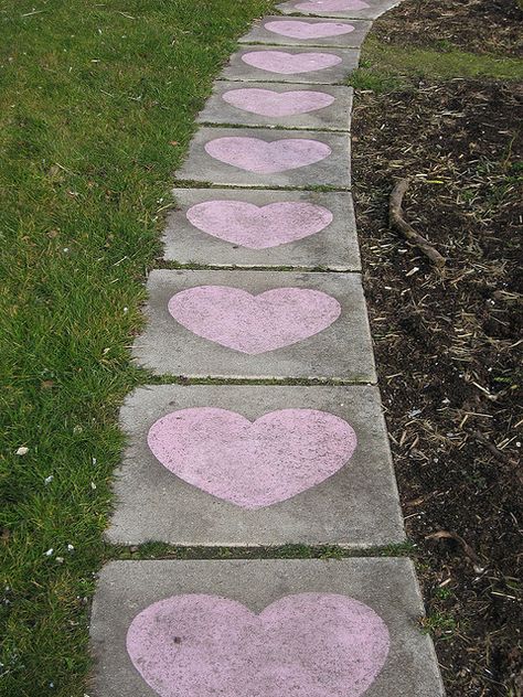 Sidewalk Chalk. I'm so going to do this up my driveway for when the kids get home off of the bus!! Lovecore Aesthetic, Heart Day, I Love Heart, Sidewalk Chalk, My Funny Valentine, Love Days, Images Esthétiques, Kwanzaa, Romantic Valentine