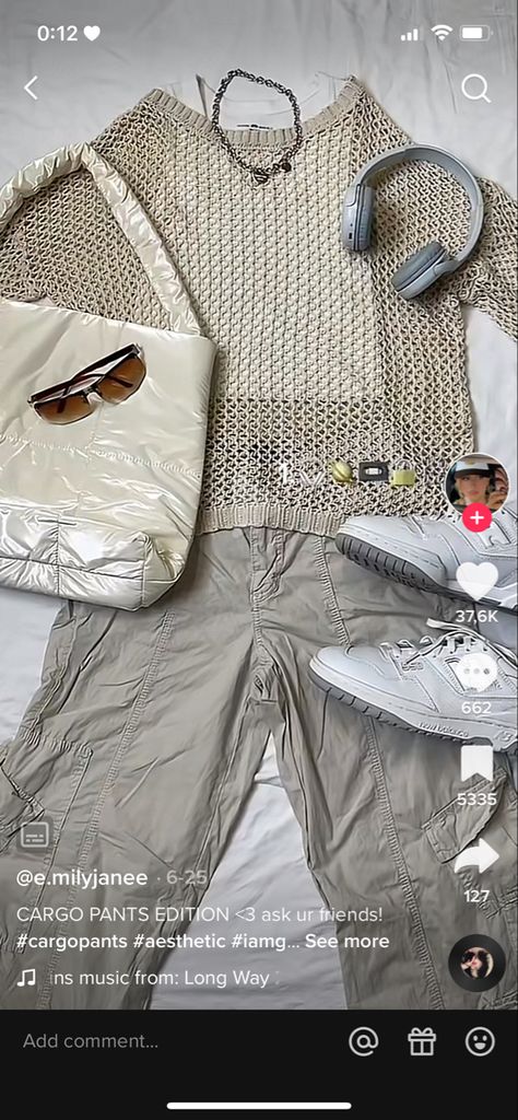 Gray Cargo Pants Outfit Aesthetic, Grey Cargo Pants Outfit Aesthetic, Light Gray Cargo Pants Outfit, Light Grey Cargo Pants Outfit, Gray Cargo Pants Outfit, Aesthetic Cargo Pants Outfit, Cargo Pants Outfit Aesthetic, Grey Cargo Pants Outfit, Aesthetic Cargo Pants