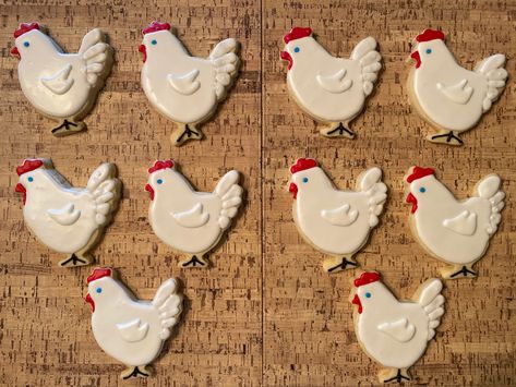 Chicken Shaped Cookies, Chicken Cookies Decorated Royal Icing, Royal Icing Chicken Cookies, Chicken Decorated Cookies, Ffa Cookies Decorated, Chick Cookies Decorated, Chicken Cookies Decorated, Chicken Sugar Cookies, Chicken Wedding