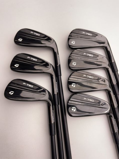 TaylorMade P790 2020 Black Iron Set / 4 - PW / Dynamic Gold 105 Stiff Flex - Replay Golf Random Golf Club, Golf Gadgets, Golf Club Shafts, Manifesting 2024, Golf Trophies, New Golf Clubs, Ping Golf, Golf Pictures, Used Golf Clubs