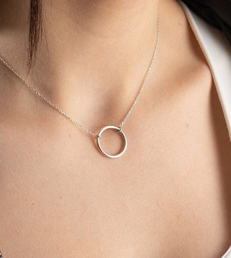 Silver Circle Necklace, Circle Necklaces, Edgy Necklace, Compass Necklace Silver, Minimalist Jewelry Silver, Simple Silver Earrings, Minimalist Necklace Silver, Minimalistic Jewelry, Eternity Necklace