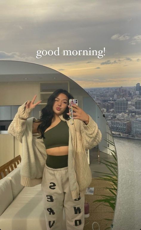 Mai Pham Mai Pham Aesthetic, Mai Pham Outfits, Mai Phammy, Mai Pham, Anna Paul, Fav Youtubers, Autumn Fits, Dress Design Sketches, Lucky Girl