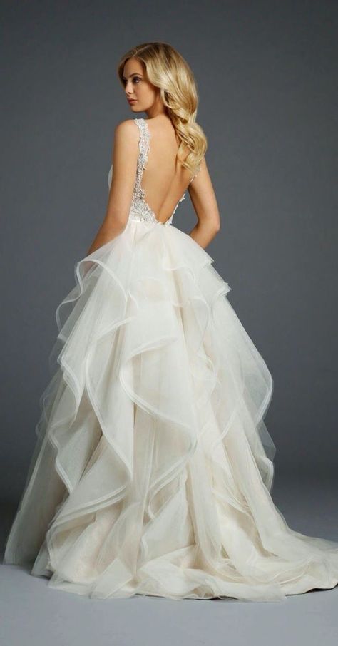 Princess like wedding dress Long Torso Wedding Dress, Robes Glamour, 2015 Wedding, Dresses Fall, Fashion 2015, 2015 Wedding Dresses, Back Wedding Dress, Backless Wedding, A Wedding Dress