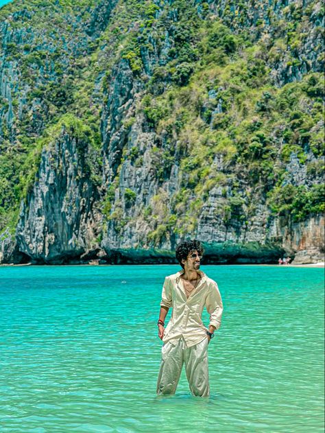 Thailand Men Outfit, Beach Outfit For Men, Bangkok Photos, Beach In Thailand, Mens Photoshoot, Beach Outfit Men, Maya Bay, Mens Photoshoot Poses, Outfit For Men