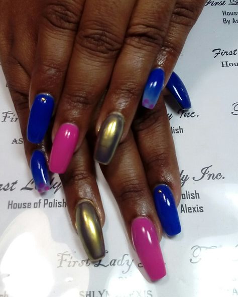 Gold Chrome over Royal Blue and Pink and Blue Acrylics only Nail Designs Royal Blue, Royal Blue And White Nails, Pink And Blue Nails, Blue Acrylics, Pink And Royal Blue, Lime Green Nails, Birthday Nail Designs, Blue Nail Art Designs, Blue And White Nails