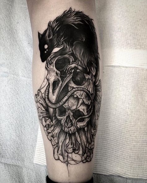 Ludo — SATURNIA TATTOOS Skulls Pictures, Tattoo Skulls, Rat Tattoo, Armband Tattoos, Aries Tattoo, Tattoo People, Creepy Tattoos, Beautiful Tattoo, Back Tattoo Women