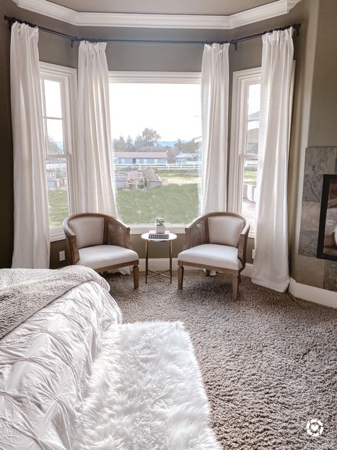 Bay Bedroom Window Ideas, Big Bay Window Ideas, Chairs In Front Of Bay Window, Bay Windows In Bedroom, Bay Window Design Ideas, Bay Window Chairs, Bedroom With Big Window Ideas, Bedroom With Bay Window Ideas, How To Style Bay Window Bedroom