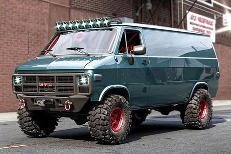 This 1980's GMC Vandura is the Ultimate Fully-Fortified Adventure Van! Gmc Vandura, A Team Van, Wooden Cafe, Kombi Motorhome, Gmc Vans, Adventure Van, Vw Lt, Chevy Van, 4x4 Van