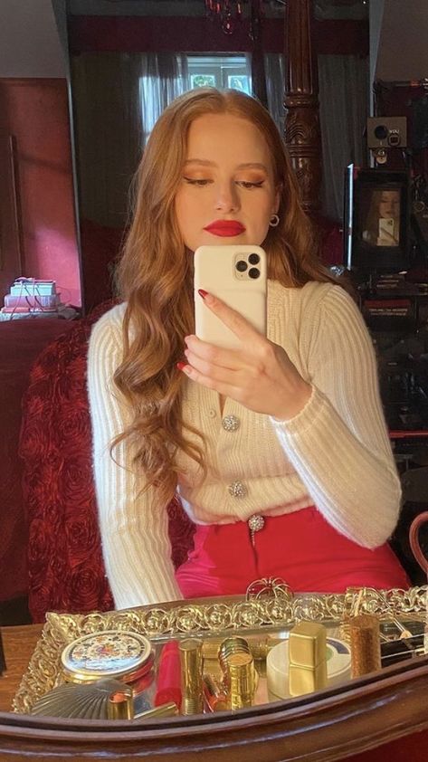 Jules Ambrose, Cheryl Style, Twisted Hate, Natural Red Hair, Twisted Series, Ginger Girls, Madelaine Petsch, Cheryl Blossom, New Wife