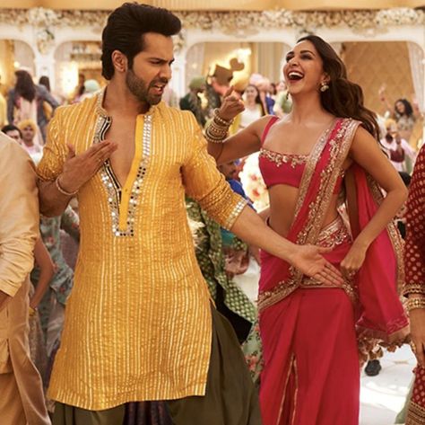 Haldi Wedding, Haldi Outfits, Desi Wedding Decor, Bridal Jewellery Design, Ganesh Images, Face Pictures, Varun Dhawan, Kiara Advani, Desi Wedding