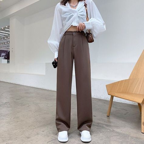 7949e456002b28988d38185bd30e77fddesc53125711ri How To Style Suit Pants Women, Loose Trousers Outfit, Archer Pants, Suit Pants For Women, Suit Pants Women, Appropriate Outfits, Loose Wide Leg Pants, Timeless Clothing, White Wide Leg Pants