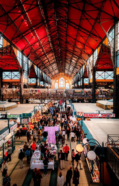 The Central Market Hall in Budapest is a fun and lively place to visit, shop for souvenirs and taste local food. Read up on these 3 common tourist traps to save money and reduce your chances of being taken advantage of. Budapest Central Market Hall, Central Market Hall Budapest, Budapest Market Hall, Budapest Market, Budapest Ruin Bar, Adventure List, European River Cruises, Hungary Travel, Budapest Travel