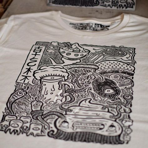 Handmade linocuted TShirts avalaible NOW in LIMITED EDITION on teratoiid.com :) . . . . . #teratoiid #linoleum #illustration #brussels… Linocut T Shirt, Linocut Tshirt Print, Linoleum Illustration, Linoleum Ideas, Tshirt Print Ideas, Cool Tshirt Designs, Silk Screen Art, Linoleum Print, Linocut Printmaking