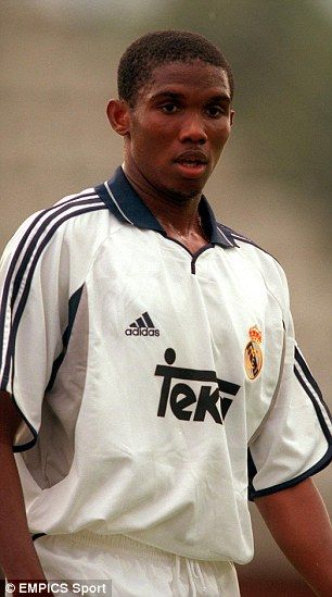 Marquez argued that Samuel Eto'o should have been treated like a galactico Samuel Eto'o, 90s Football, Sporting Legends, Football Stars, Football Players Images, Football Photography, Football Legends, Vintage Football Shirts, Real Madrid Players