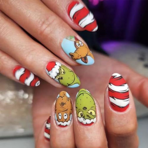 24 Pcs Christmas Press on Nails Short Almond Christmas Fake Nails Red White Stripes Funny Cartoon Designs Xmas Glossy Acrylic False Nails Cute Winter Glue on Nails for Women Holiday Manicure Decor Cute Nail Tips, Grinch Cartoon, Grinch Nails, Holiday Manicure, Fake Nails White, Creative Nail Designs, Winter Nail Art, Festival Nails, Stick On Nails