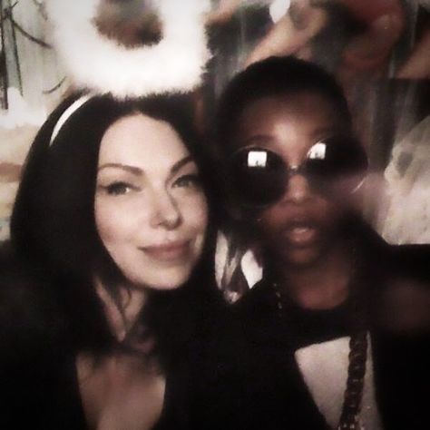 Oitnb Pfp, Alex Vause Icon, Poussey Washington, Oitnb Cast, Samira Wiley, Alex And Piper, Alex Vause, Laura Prepon, Natasha Lyonne