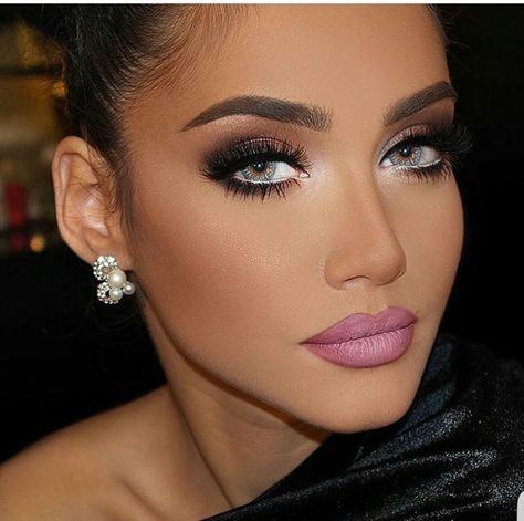 Nice Competition Makeup, Pink Lips Makeup, Maquillage Yeux Cut Crease, Flot Makeup, Barbie Makeup, Beauty Make-up, Pinterest Makeup, Makijaż Smokey Eye, Stage Makeup