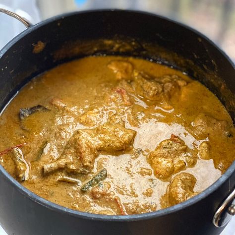 Chicken Kurma Chicken Korma Curry Recipe, Chicken Kulambu Indian, Chicken Katsura Curry, Chicken Kurma, South Indian Chicken Curry, Chicken Chettinad Curry, Roast Chicken Drumsticks, Chicken Madras, Kurma Recipe