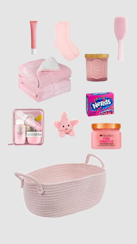 Pink Burr Basket !! 💕🌸💄 Pink Gift Basket, Hello Kitty Theme, Xmas List Ideas, Kitty Theme, Girly Christmas Gifts, Christmas Presents For Friends, Best Gift Baskets, Birthday Presents For Friends, Pink Basket