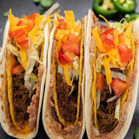 Double Decker Tacos Double Decker Tacos, Double Decker Taco, Camper Recipes, Camper Meals, Crunchy Taco Shells, Ground Beef Taco Seasoning, Taco Tuesday Recipes, Hard Shell Tacos, Taco Food