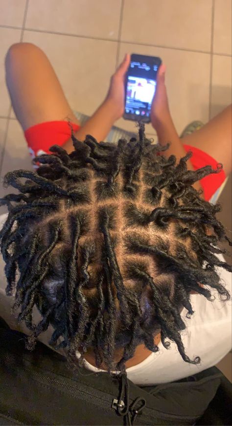 Dreads Men Short, Starter Locs Men, Starter Dreads, Dreads Men, Locs Men, 2 Strand Twist, Masc Lesbian, Men Short Hair, Gang Aesthetic