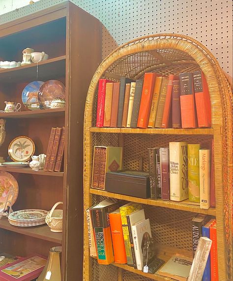 Thrifted Bookshelf, Second Hand Bookstore Aesthetic, Small Vintage Bookshelf, Old Book Shelf Aesthetic, Book Thrifting Aesthetic, Thrift Aesthetic, Bookshelf Old Aesthetic, Opening A Cafe, Thrifted Home