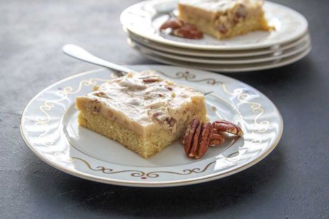 Praline Sheet Cake, Pecan Praline Cake, Cooking Sweets, Texas Sheet Cake Recipe, Praline Cake, Pecan Praline, Texas Sheet, Texas Sheet Cake, Pecan Pralines