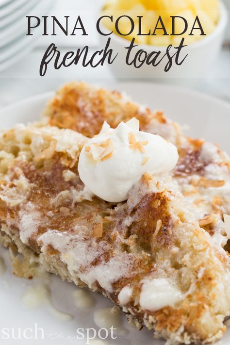 If you're a fan of tropical tastes, this is sure to be the best sweet french toast recipe you've ever tried. This Piña Colada French Toast is an easy and delicious way to bring the islands to your table. #brunch #breakfast #recipe Sweet French Toast Recipe, Easy Stuffed French Toast, Table Brunch, Tropical Breakfast, Awesome French Toast Recipe, Sweet French Toast, Best French Toast, Avocado Toast Egg, French Toast Easy