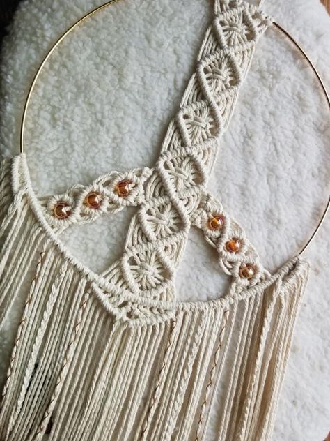 Boho Style beaded Peace Sign Dream Catcher by MckMacrameDesigns Peace Sign Macrame Wall Hanging, Macrame Peace Sign, Macrame Peace Sign Diy, Dream Catcher Patterns, Trending Crafts, Macrame Dream Catcher, Macrame Wall Hanging Diy, Dream Catcher Diy, Micro Macramé