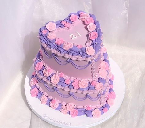 Purple Vintage Cake, Fairy Garden Cake, Birthday Cake For Mom, Lavender Cake, Vintage Birthday Cakes, Princess Birthday Cake, Garden Cakes, Mini Tortillas, 18th Birthday Cake