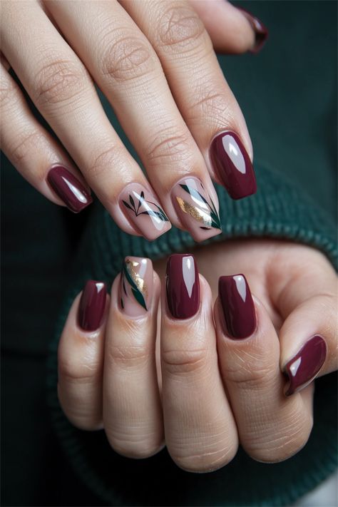 Embrace the autumn vibe with these stunning square nail designs, perfect for your fall nail ideas! Imagine warm-toned nail polish in deep burgundy and mustard yellow, perfectly shaped in a chic square style. This combination of colors not only highlights the essence of fall but also adds a contemporary twist to your look. Get ready to turn heads with nails that exude seasonal elegance! Burgundy Nail Designs Square, Square Nails Autumn, Autumn Square Nails, Square Nails Fall Colors, Autumn Nails Square, Burgundy Nail Designs, Fall Nail Ideas, Maroon Nails, Square Nail