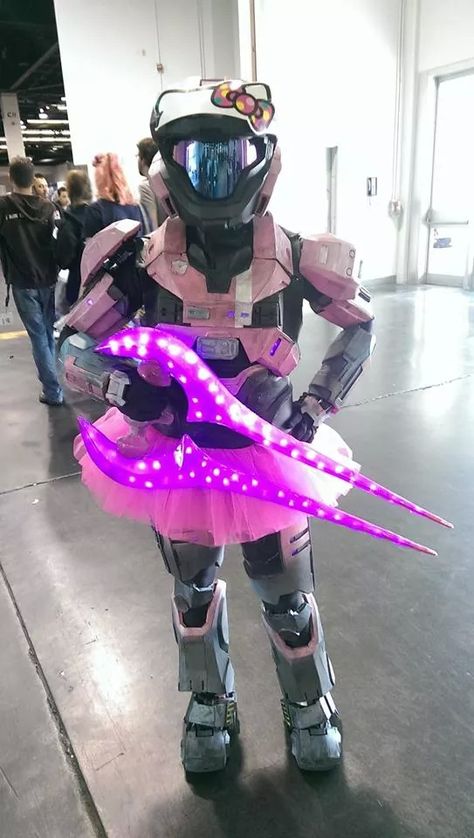 Halo Kitty Cosplay Halo Cosplay, Red Vs Blue, Silly Goofy, Halo, Harajuku, Random Stuff, Fashion Inspo, Vision Board, Dress Up