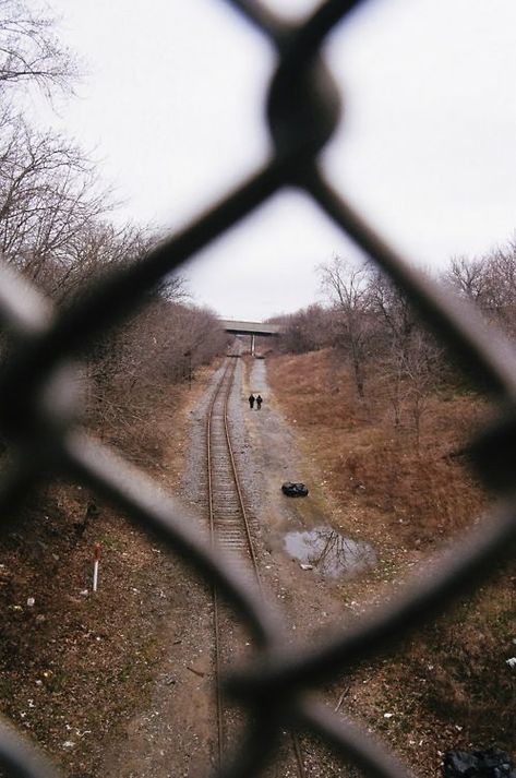 Apocalypse Aesthetic, Southern Gothic, Post Apocalypse, Dirt Road, Life Is Strange, Sam Winchester, Train Tracks, Story Inspiration, Zombie Apocalypse