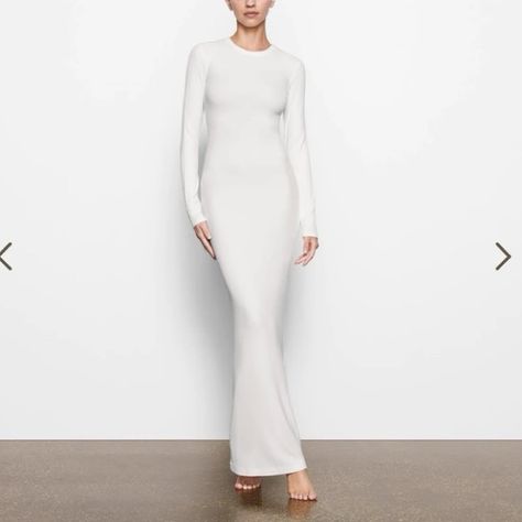 Viral Skims Dress In Marble White Color With Crew Neck And Long Sleeves. Brand New With Tags, Never Worn, Perfect Conditioni Purchased And Just Never Reach For It Long Sleeve White Maxi Dress, White Maxi Dress, Long White Dress, White Marble, White Color, Long Dress, Marble, Long Sleeve Dress, Lounge