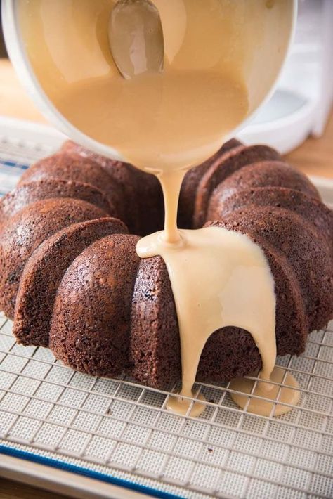 A rich and chocolate bundt cake with a sweet coffee glaze, this will remind you of eating a fresh baked glazed donut. This recipe is a great way to start the morning with family and friends - fresh coffee and a chocolate bundt cake from scratch. Coffee Glaze Icing, Velvet Cakes, Banana Bundt Cake, Rustic Wreaths, Banana Bundt, Baked Dessert, Icing Recipes, Glaze For Cake, Chocolate Bundt