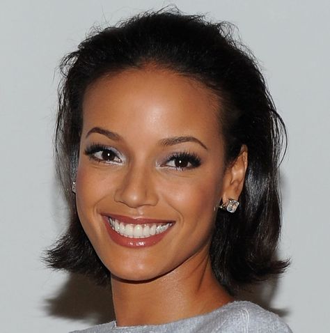 Selita Ebanks Bob Selita Ebanks, Bob Black, African American Beauty, Chanel Iman, Black Celebrities, Victorias Secret Models, Janet Jackson, Hair Envy, Grunge Hair