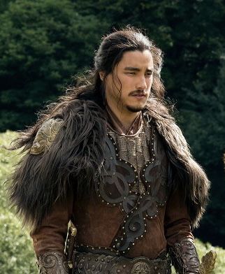 Viking Face Claim Male, Medieval Male Face Claim, Asian Emperor, Marco Polo Netflix, Remy Hii, Medieval Hairstyles, European Hair, Japanese Warrior, Marco Polo