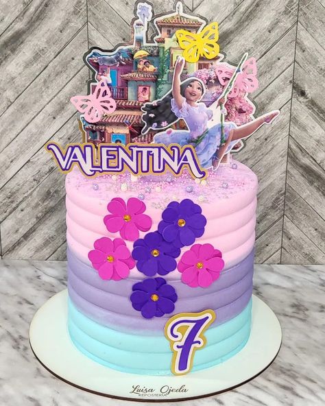 Pastel De Isabela Madrigal, Elmo Birthday Cake, Encanto Birthday Party, Encanto Birthday, Isabela Madrigal, Encanto Party, Unicorn Birthday Cake, Butterfly Birthday Party, Baby Birthday Themes