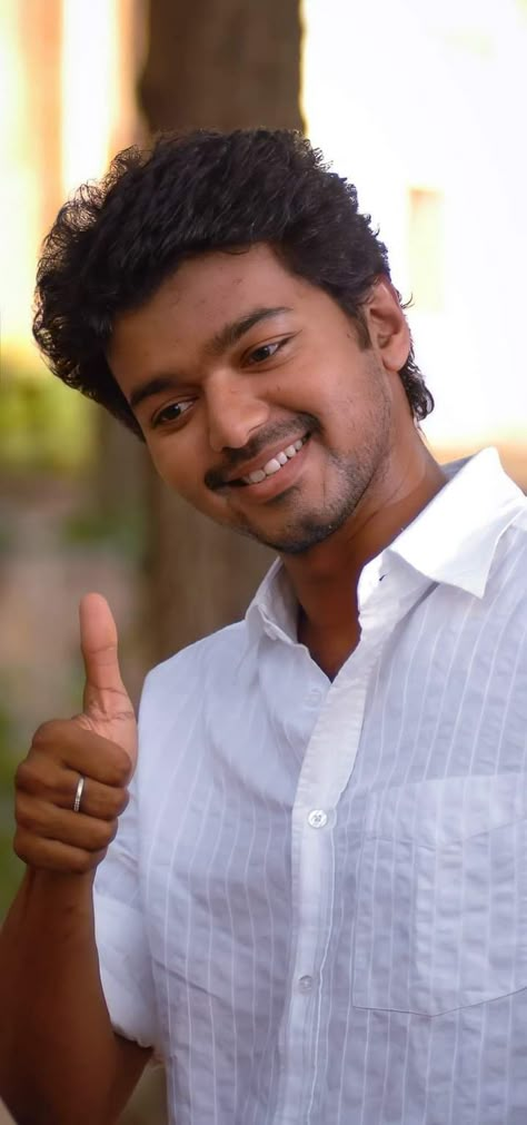 Vijay Old Images, Ms Dhoni Movie, Ilayathalapathy Vijay Cute Images, Vijay Actor Hd Images, Green Screen Images, Ilayathalapathy Vijay, Actor Vijay, Ajith Kumar, Kgf Photos Hd