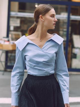 Designer fashion, Seoul-fully created | W Concept White Wrap Blouse, Corset Fashion Outfits, Jenna Fischer, Elegant Outfit Classy, Feminine Top, Classy Casual, Street Style Chic, Dressy Tops, Work Wardrobe