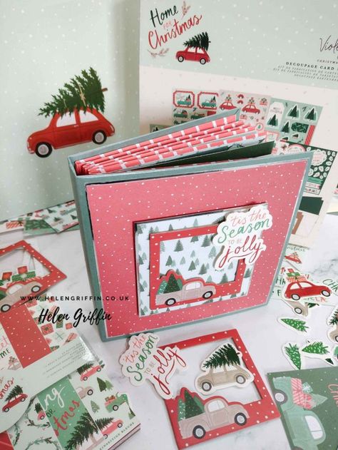 Tutorial | Home for Christmas Envelope Mini Album | Easy | No Dies – Helen Griffin Christmas Mini Albums Ideas, Envelope Mini Album Tutorial, Easy Mini Album Tutorial, Mini Albums Tutorial, Mini Album Ideas, Diy Christmas Planner, Diy Mini Album Tutorial, Calendar Scrapbook, Scrapbook Albums Tutorial