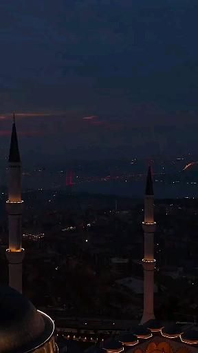 Mekka Islam, Nice Photography, German Police, Travel Turkey, Arsitektur Masjid, Mosque Art, Dark Landscape, Beautiful Ocean Pictures, Mosque Architecture