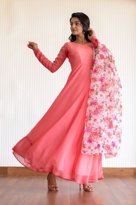 Poppy Peach Georgette Anarkali with Organza Floral Dupatta  #longkurthi #anarkali #kurthis #kurtis #longkurta #floorlength #anarkali #kurtidesigns #indianwear #designerwear #southindianfashion Floral Dupatta, Designer Anarkali Dresses, Georgette Anarkali, Anarkali Dress Pattern, Long Gown Dress, Long Dress Design, Indian Gowns Dresses, Kurti Designs Party Wear, Kurta Designs Women