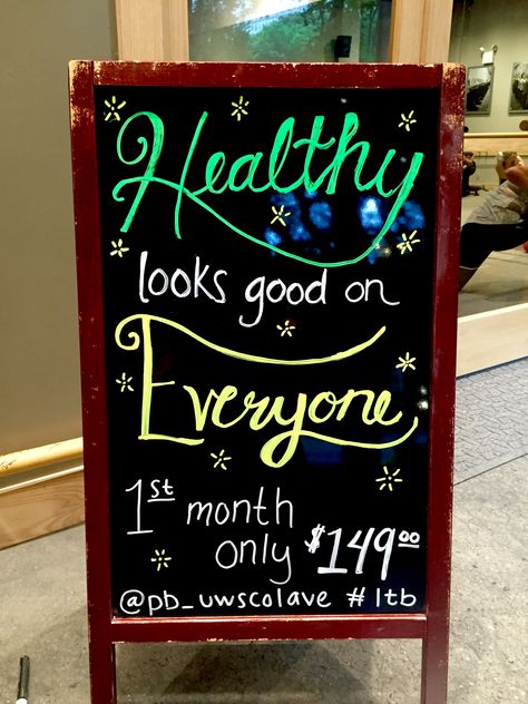 September Chalkboard Art, Gym Chalkboard, September Chalkboard, Ideas Negocios, Club Pilates, Chalk Ideas, Boards Ideas, Chalk Sign, Pure Barre