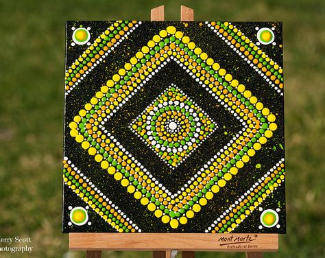 Dot Painting On Square Canvas, Square Dot Painting, Square Dot Art, Dot Mandala On Square Canvas, Mandala On Square Canvas, Square Dot Mandala, Square Mandala Art, Mirror Canvas Art, Mandala Painted Rocks