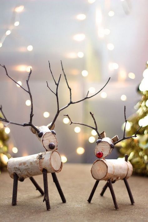 Wood Reindeer, Twig Crafts, Wooden Reindeer, Reindeer Decorations, Easy Christmas Diy, Christmas Decorations Rustic, Birch Tree, Noel Christmas, Christmas Wood